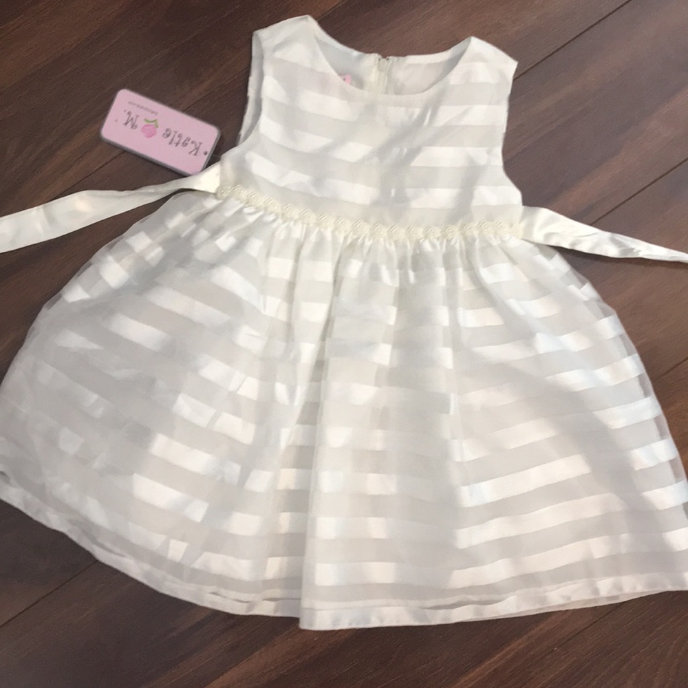 NWT Katie M 2T white elegant dress
